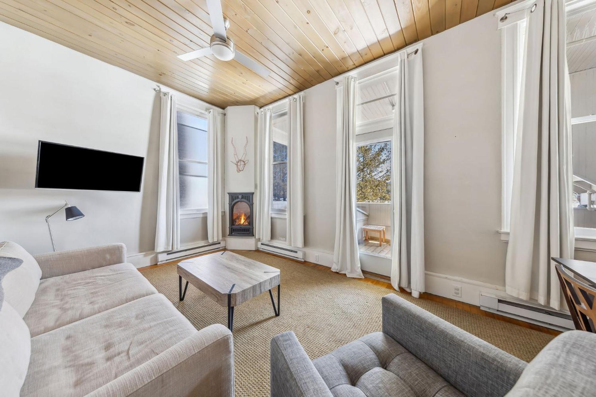 The Haus On Mirror Lake Lake Placid Rom bilde